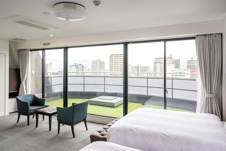 Room 21 of 47