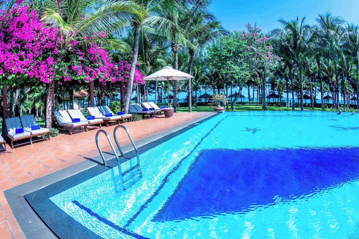 Pool 73 of 139