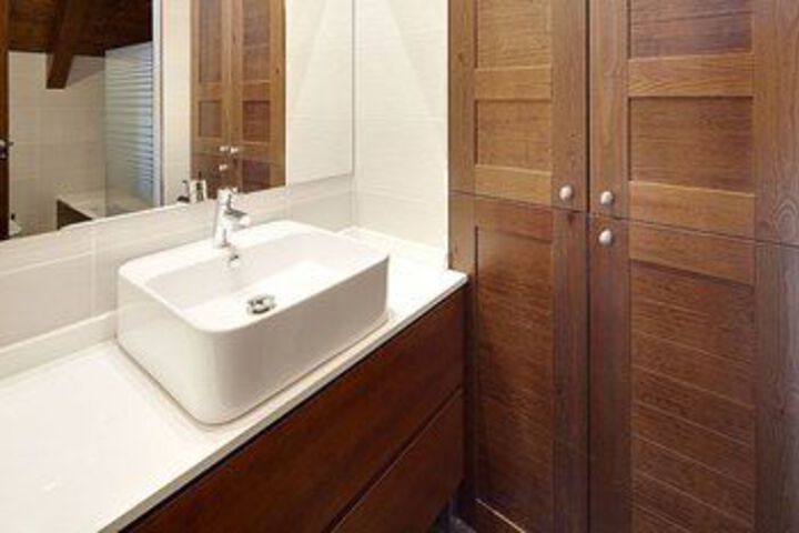 Room 4 of 22