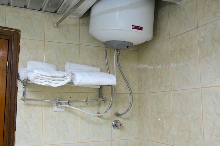 Room 9 of 40