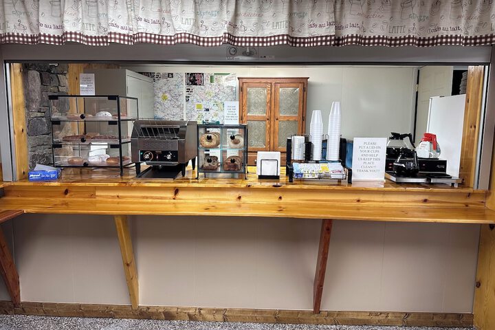 Breakfast/Coffee Service 24 of 44