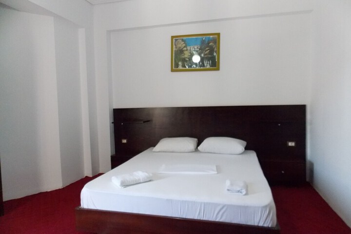 Room 21 of 43