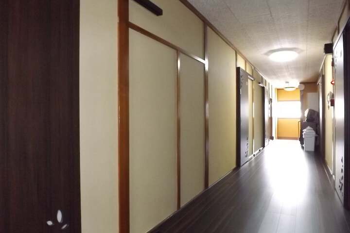 Ballroom/Hall 10 of 13
