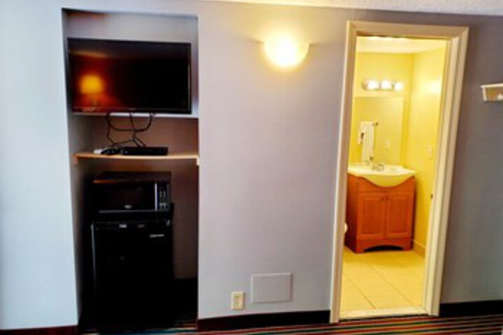 Hotel Interior 9 of 25