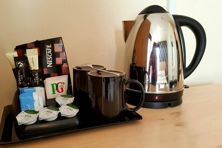 Breakfast/Coffee Service 16 of 24