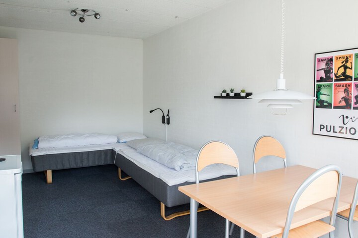 Room 6 of 24