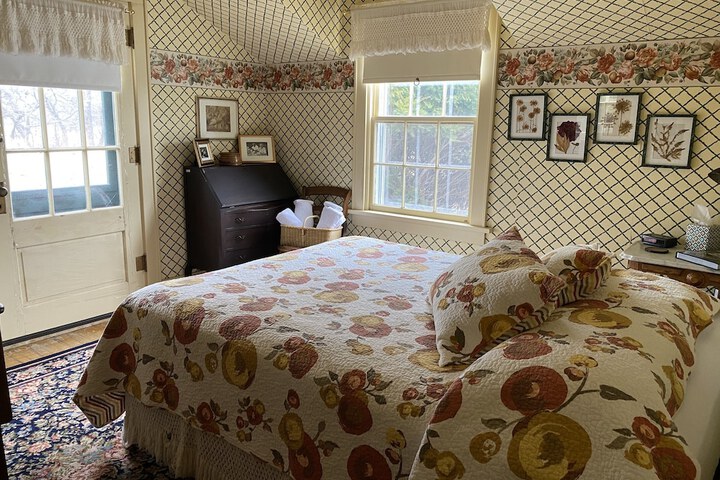 Room 10 of 60