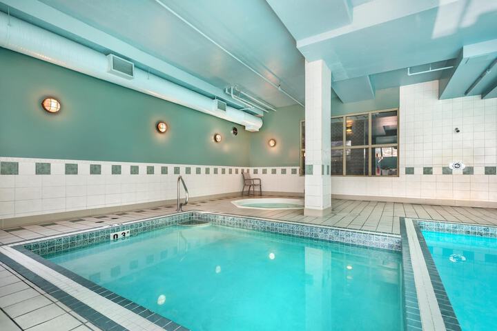 Hotel with Pool