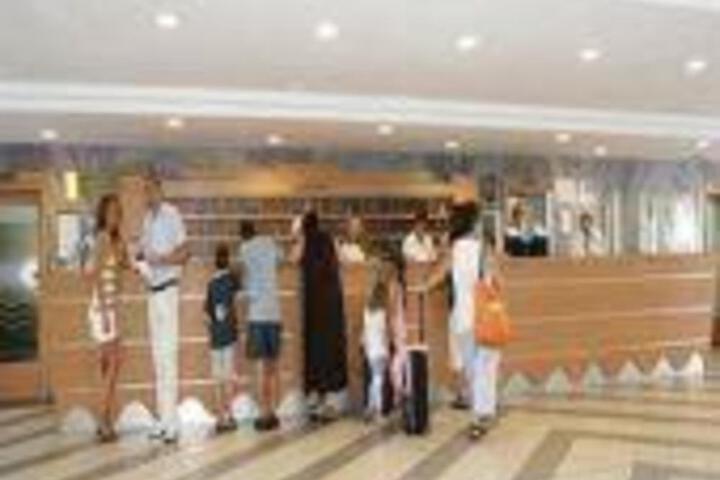 Marina Hotel