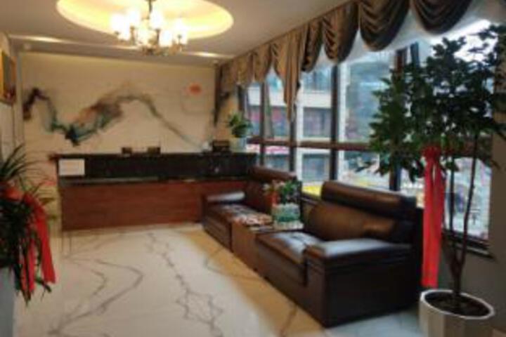 Lianyi Business Hotel (Kangde Central Avenue Branch)