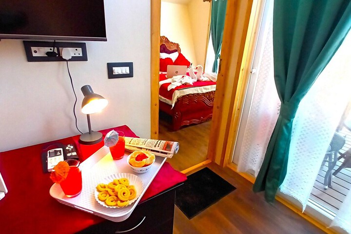Room 72 of 195