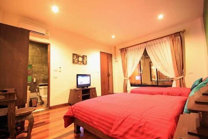 Room 26 of 66