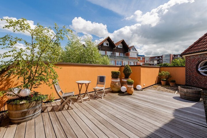 Terrace/Patio 7 of 25