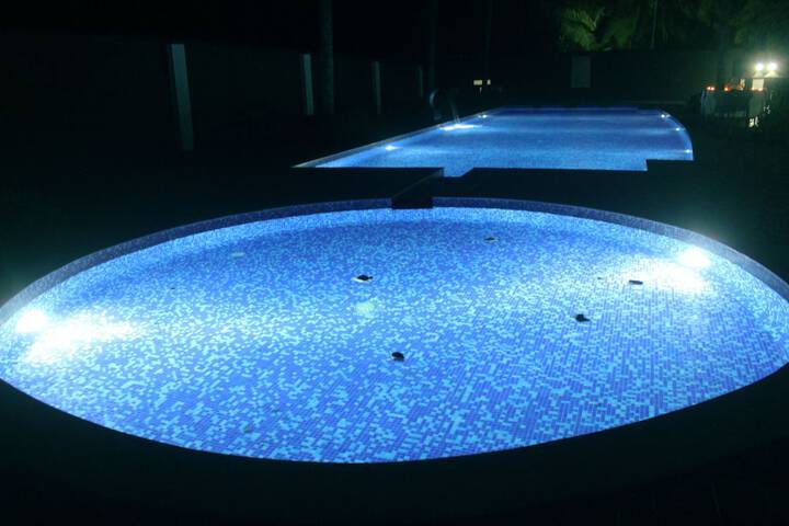 Pool 42 of 82