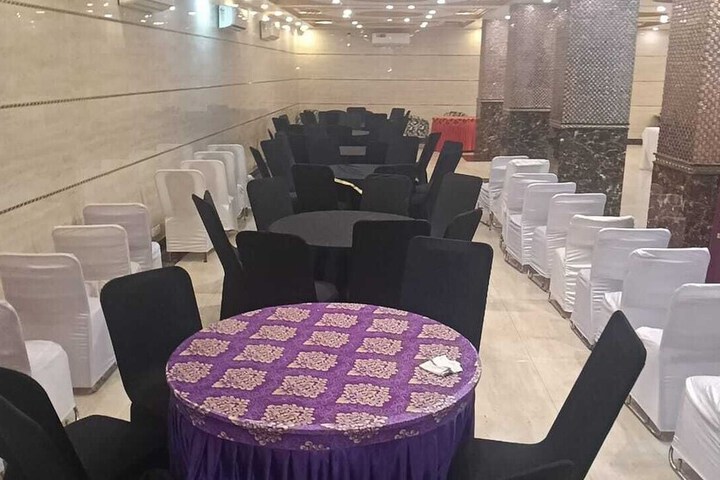 Business Center 18 of 19