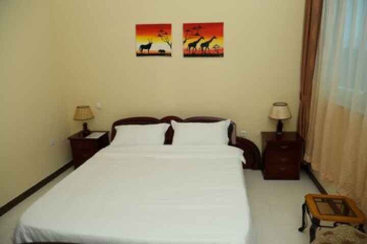 Room 15 of 21