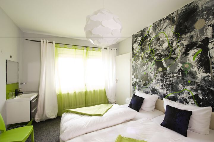 Room 18 of 57