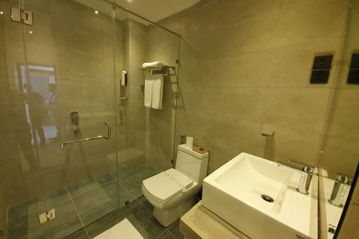 Room 19 of 24