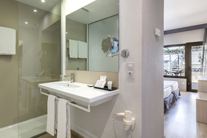 Bath Interior