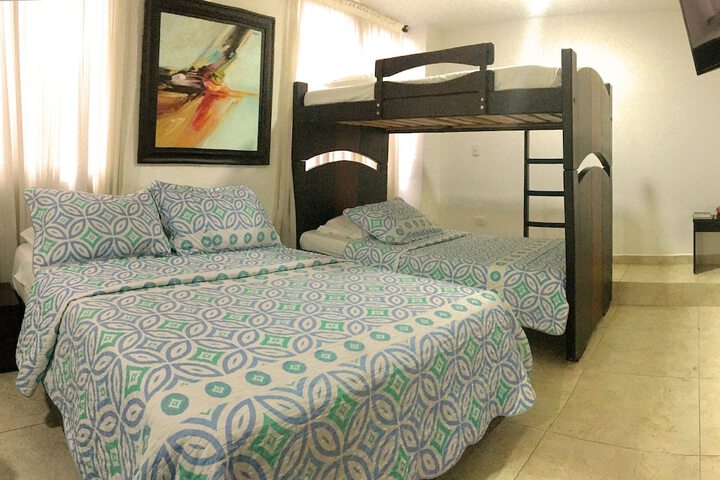 Room 5 of 38
