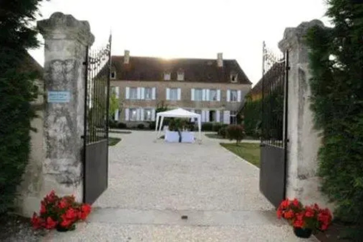 MANOIR DE THEURAN