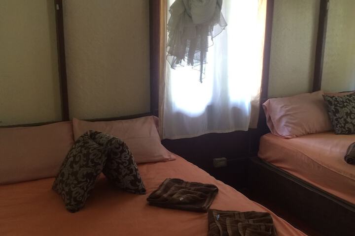Room 5 of 87