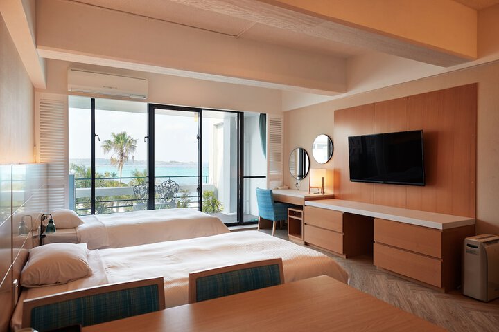 Room 12 of 113