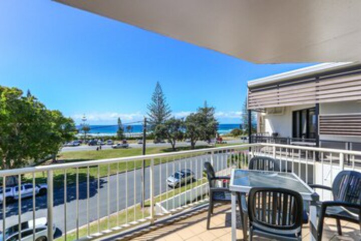 Terrace/Patio 4 of 27