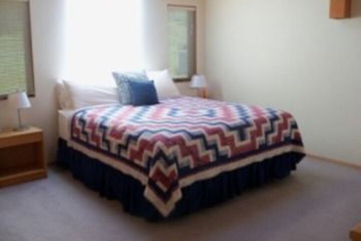Room 4 of 6