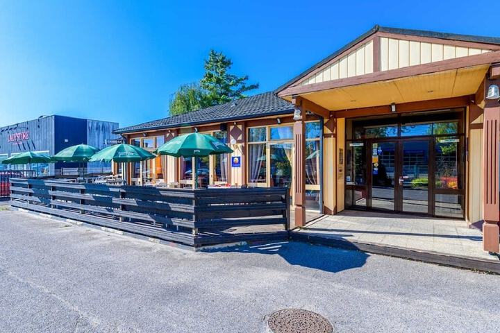 Exterior Photo