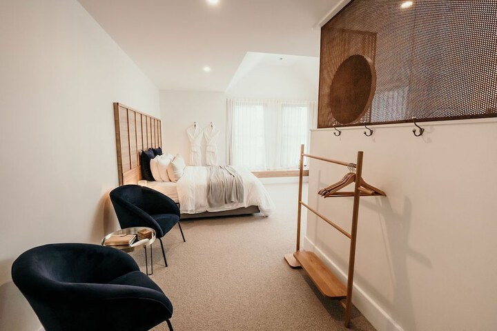 Room 15 of 46