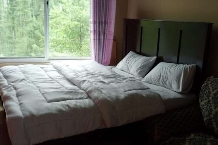 Room 2 of 14