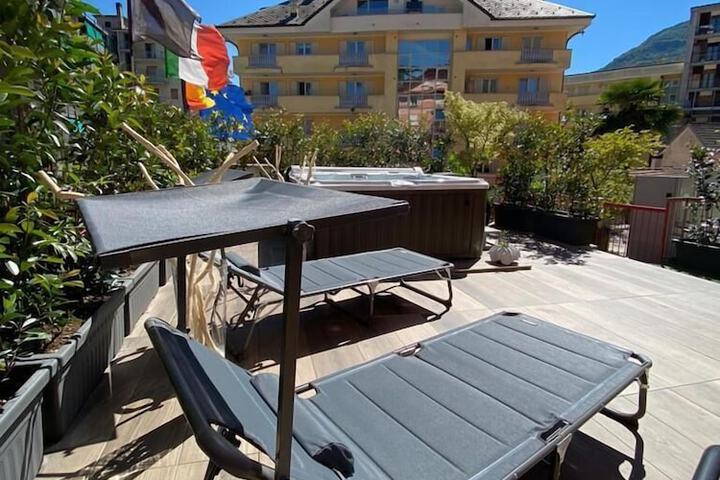 Sundeck 40 of 43