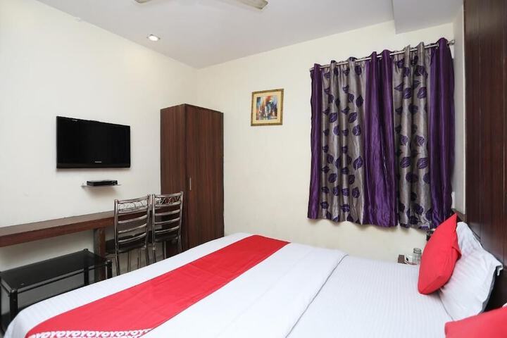 Room 20 of 32