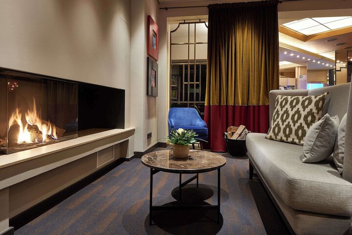 Lobby Photos