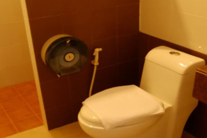 Room 1 of 25