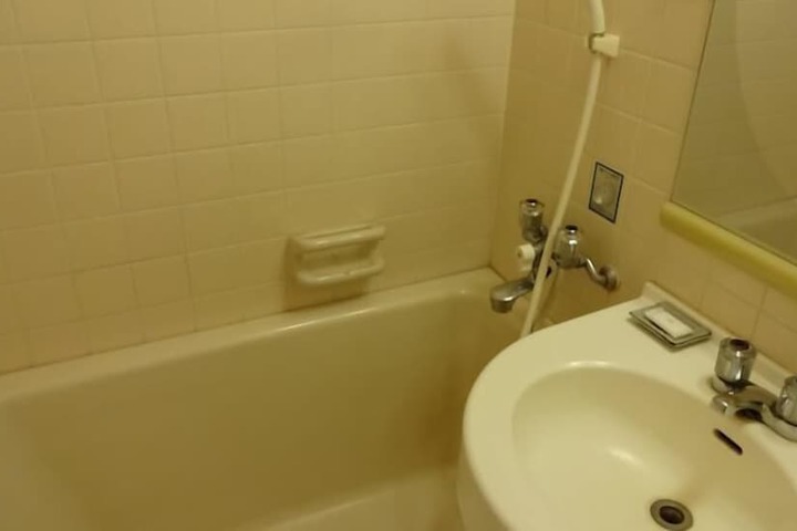 Room 14 of 41