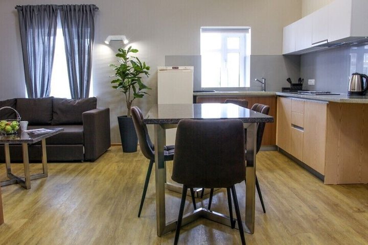 Room 16 of 35