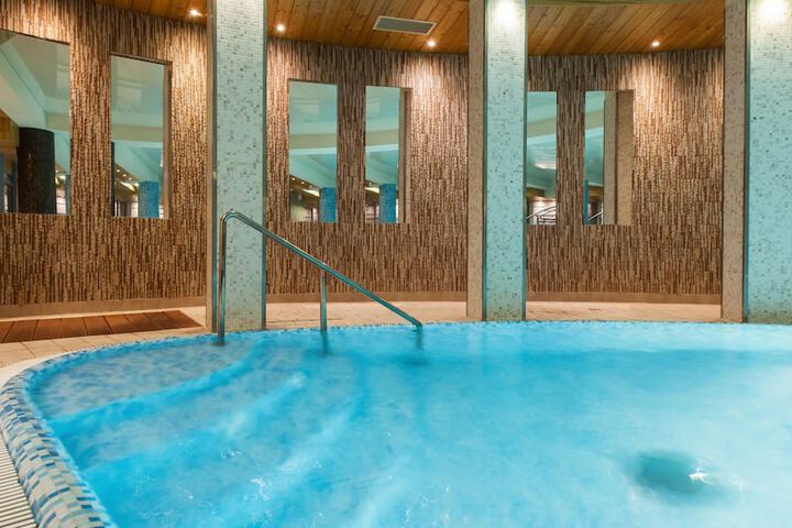 Pool 37 of 67