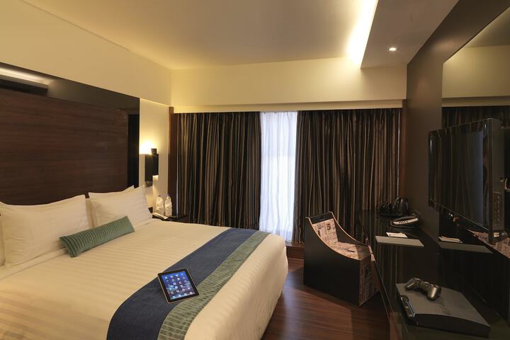 Room 6 of 47