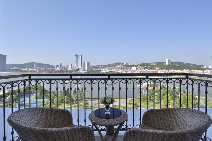 Terrace/Patio 28 of 111