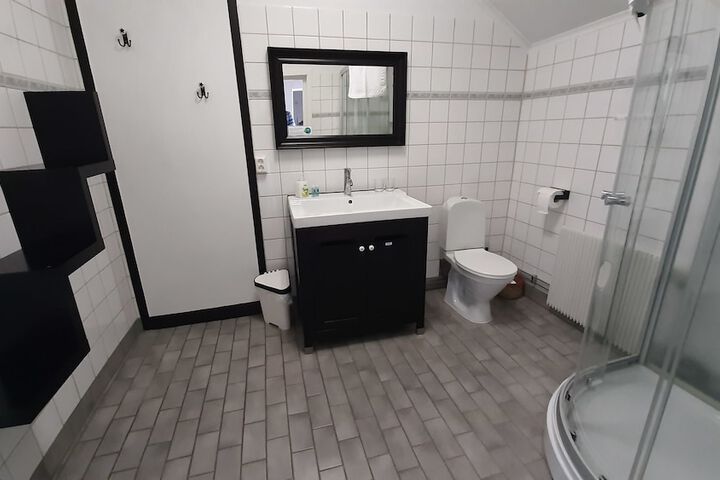 Room 17 of 54