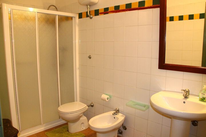 Room 13 of 41