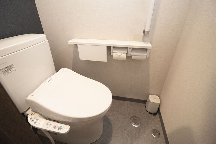 Room 14 of 34
