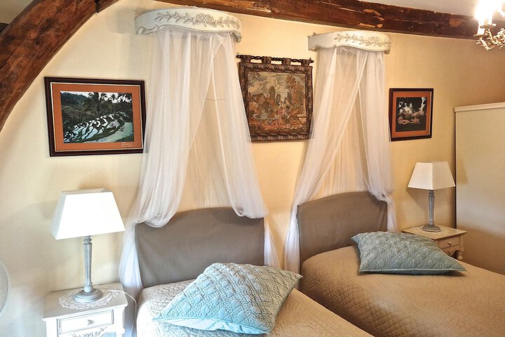 Room 15 of 125
