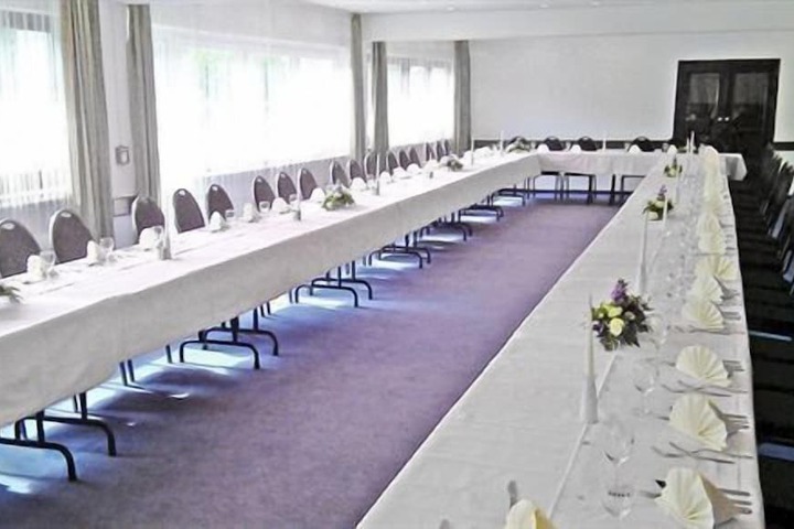 Ballroom/Hall 40 of 46