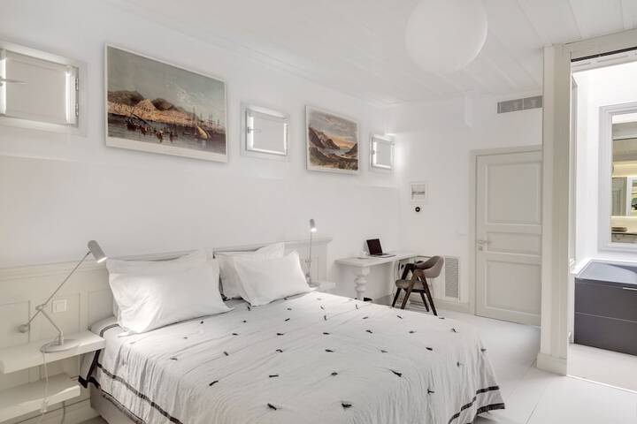 Room 26 of 64