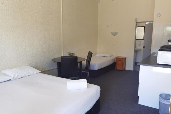 Room 64 of 84