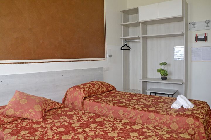 Room 21 of 109