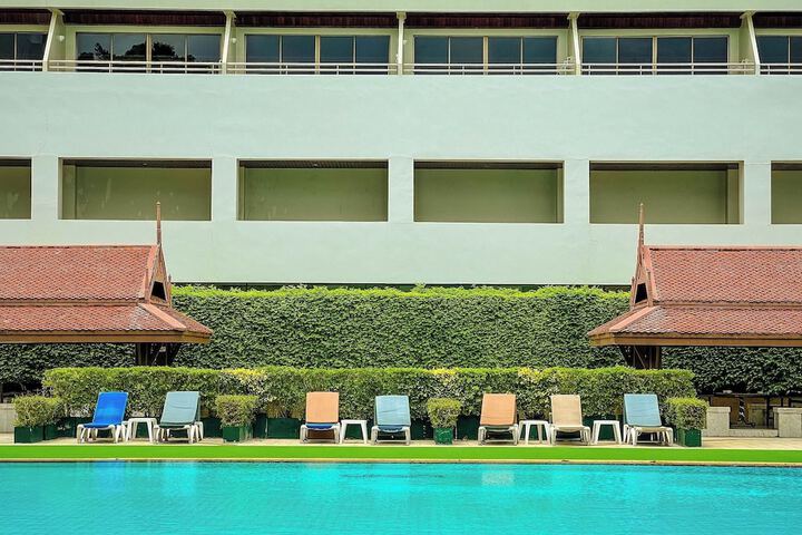 Pool 86 of 143